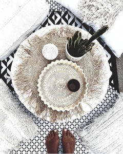 The Fringe Raffia tányéralátét kerek - natúr 8 The Fringe Raffia tányéralátét kerek - natúr small 8