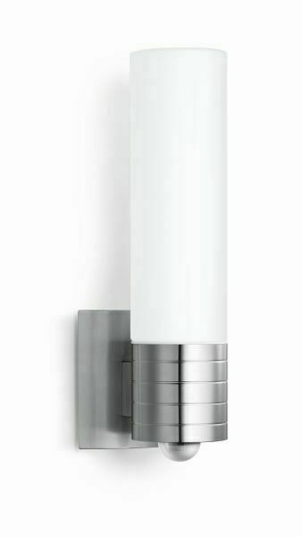 Jelölje be 8,6W-os Steinel L 260 LED-es lámpatest érzékelővel 8,6W-os Steinel L 260 LED-es lámpatest érzékelővel