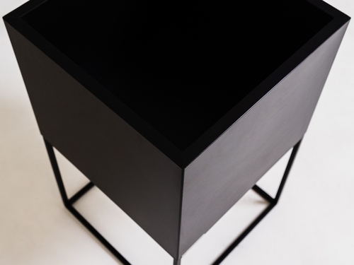 Jelölje be CustomForm PALMUS METAL kaspó, 60 × 35 × 35 cm, fekete