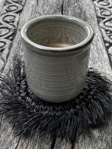 Fringe Raffia alátét - fekete small 1