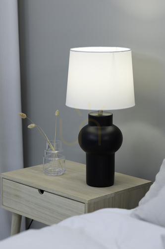 Jelölje be Asztali lámpa Markslojd Shape 108449 fehér kerámia 46 cm