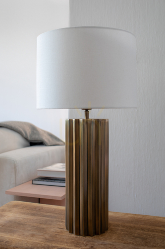 Jelölje be Asztali lámpa Markslojd Hashira fehér fém 60 cm 108669