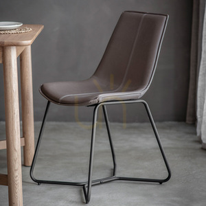 Szék Gallery Direct Hawking Ember PU bőr fém étkezőszék 2 db 1 Szék Gallery Direct Hawking Ember PU bőr fém étkezőszék 2 db small 1