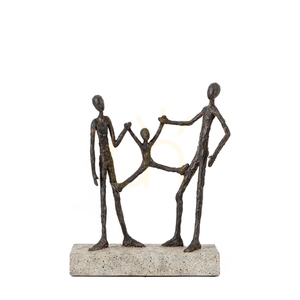 Gallery Direct Swing családi szobor fekete-szürke polirezinből, 22,5 × 8 × 30 cm small 0