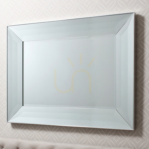 Tükör Gallery Direct Ferrara ezüst fazettált kerettel 122x91,5 cm 1 Tükör Gallery Direct Ferrara ezüst fazettált kerettel 122x91,5 cm small 1