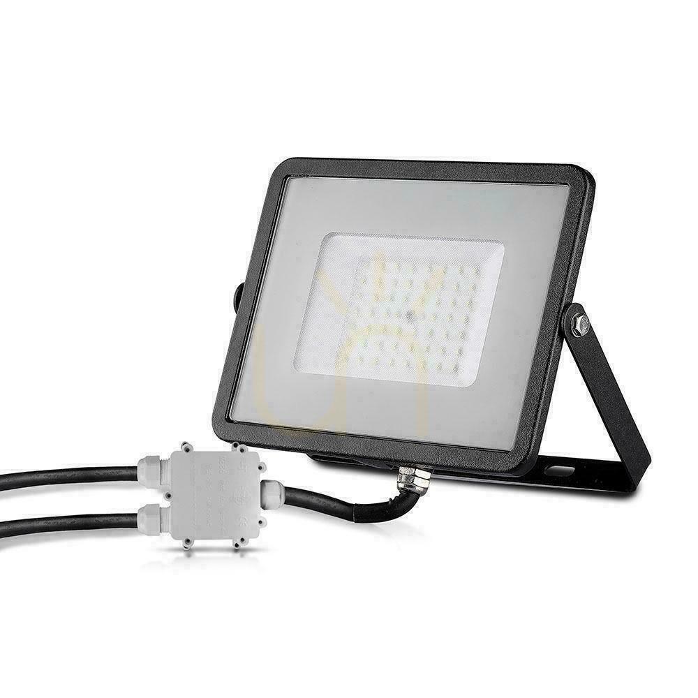 Előnézet V-TAC VT-870 fehér, IP68 védettségű vízálló kötődoboz 8–12 mm-es kábelekhez V-TAC VT-870 fehér, IP68 védettségű vízálló kötődoboz 8–12 mm-es kábelekhez