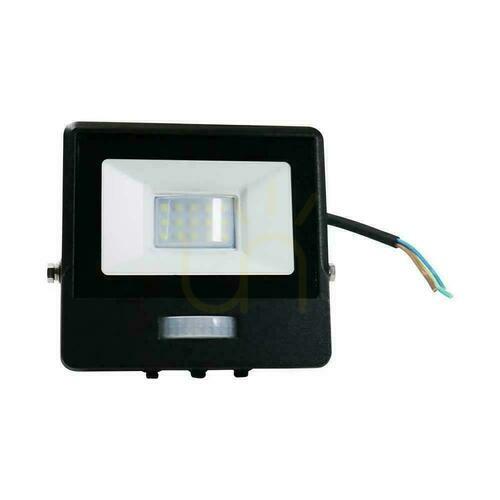 Jelölje be V-TAC LED projektor 10W SAMSUNG CHIP Mozgásérzékelő fekete kábel 1M VT-118S-1 6400K 735lm 5 év garancia