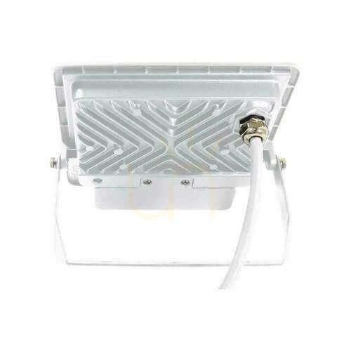 Jelölje be V-TAC 50W SAMSUNG CHIP LED projektor mozgásérzékelő fehér kábel 1M VT-158S-1-W 6400K 4000lm 5 év garancia