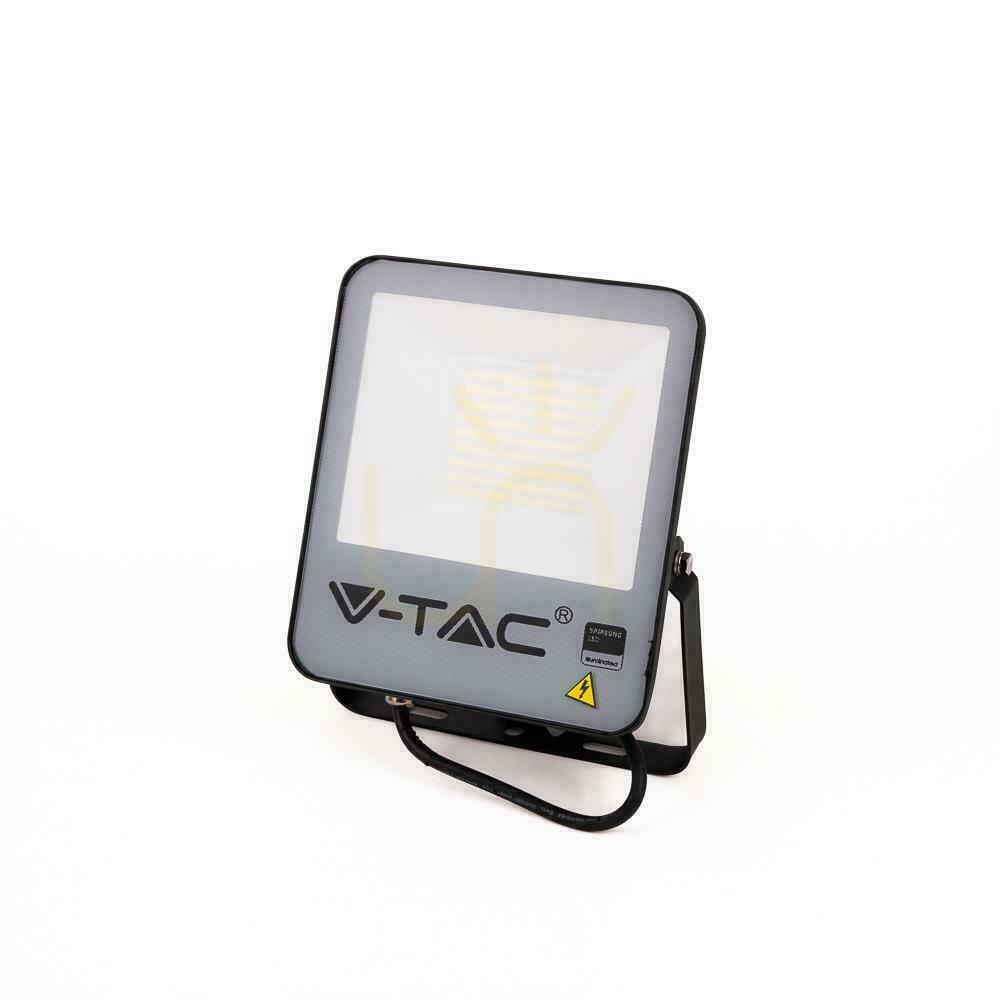 Jelölje be V-TAC 50W SAMSUNG CHIP LED projektor fekete 137Lm / W EVOLUTION VT-52 6500K 6850lm 5 év garancia V-TAC 50W SAMSUNG CHIP LED projektor fekete 137Lm / W EVOLUTION VT-52 6500K 6850lm 5 év garancia