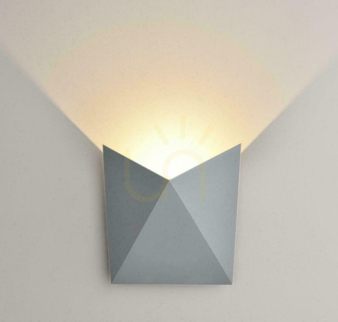 Kilátás Fali lámpa V-TAC 5W LED szürke IP65 VT-825-G 3000K 568lm. Fali lámpa V-TAC 5W LED szürke IP65 VT-825-G 3000K 568lm.