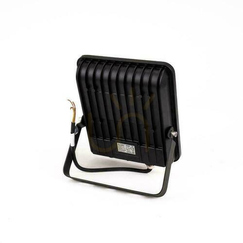 Jelölje be LED projektor V-TAC 50W G8 fekete 185Lm / W EVOLUTION VT-50185 6500K 7870lm 5 év garancia