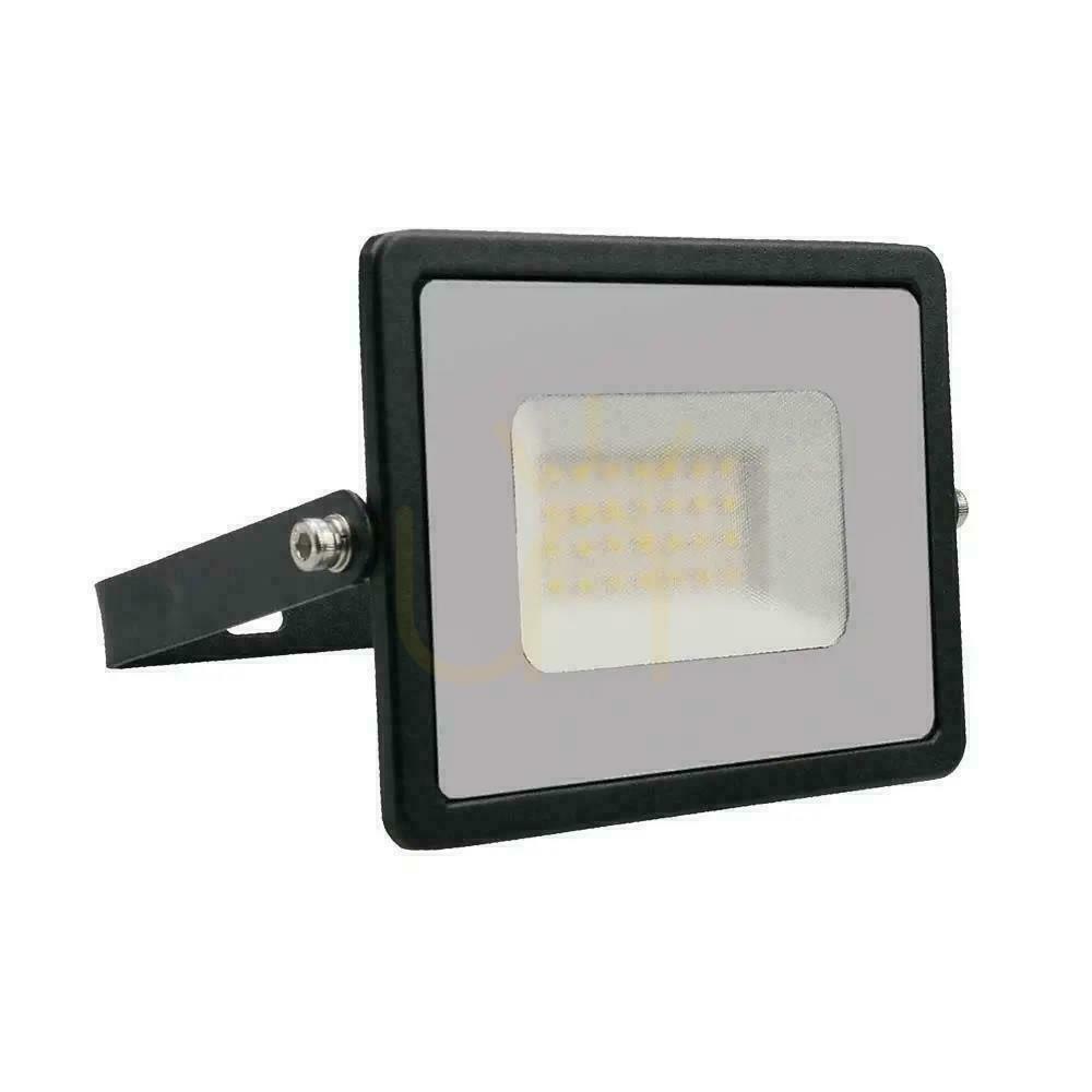 Jelölje be V-TAC 30W SMD E-sorozatú LED projektor fekete VT-4031 4000K 2510lm. V-TAC 30W SMD E-sorozatú LED projektor fekete VT-4031 4000K 2510lm.
