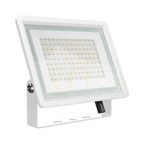 Jelölje be V-TAC 200W SMD F-CLASS fehér VT-49204 4000K 17600lm LED projektor.