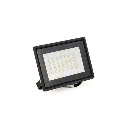 Jelölje be V-TAC LED projektor 30W SMD F-CLASS fekete VT-4934-B 4000K 2510lm.