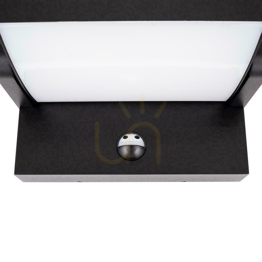 Előnézet V-TAC 17W LED projektoros homlokzati lámpatest mozgásérzékelő fekete IP65 VT-11020S 4000K 2520lm. V-TAC 17W LED projektoros homlokzati lámpatest mozgásérzékelő fekete IP65 VT-11020S 4000K 2520lm.
