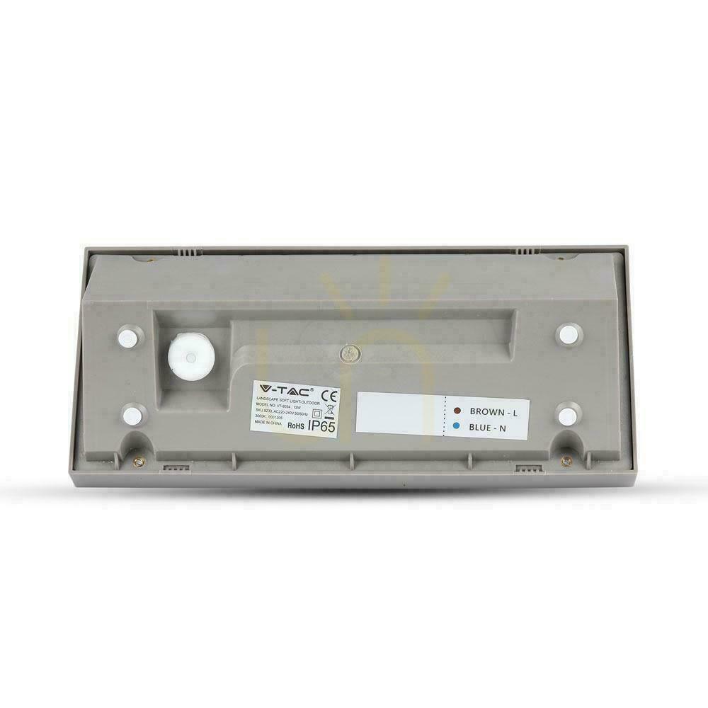 Előnézet V-TAC 12W LED ferde szürke IP65 VT-8054-N 3000K 1250lm fali lámpatest. V-TAC 12W LED ferde szürke IP65 VT-8054-N 3000K 1250lm fali lámpatest.