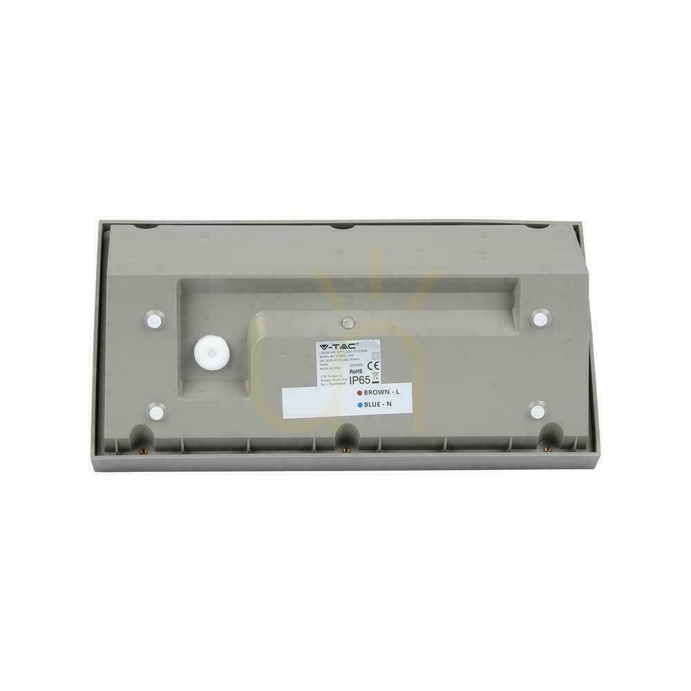 Előnézet V-TAC 20W LED ferde szürke IP65 VT-8055-N 3000K 2050lm fali lámpatest. V-TAC 20W LED ferde szürke IP65 VT-8055-N 3000K 2050lm fali lámpatest.