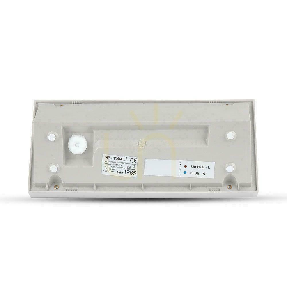 Előnézet V-TAC 12W LED ferde fali lámpatest fehér IP65 VT-8054 6400K 1250lm. V-TAC 12W LED ferde fali lámpatest fehér IP65 VT-8054 6400K 1250lm.