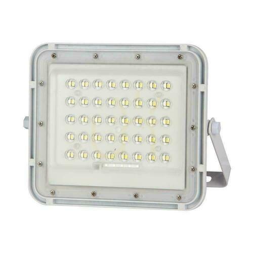 Jelölje be V-TAC 6W-os napelemes LED projektor távirányító, AUTO, időzítő, IP65 fehér VT-40W-W 4000K 400lm.