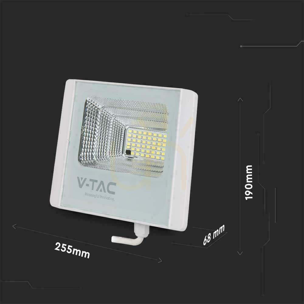 Előadás V-TAC 20W fehér IP65 napelemes LED projektor, távirányító, időzítő VT-60W 6400K 1650lm. V-TAC 20W fehér IP65 napelemes LED projektor, távirányító, időzítő VT-60W 6400K 1650lm.