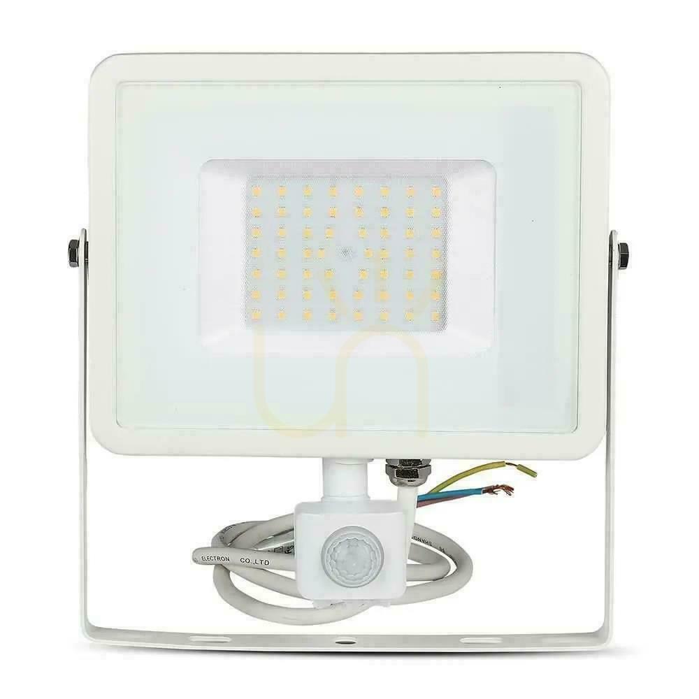 Jelölje be LED projektor V-TAC 50W SAMSUNG CHIP Mozgásérzékelő Cut-OFF funkció Fehér VT-50-S-W 3000K 4000lm 5 év garancia LED projektor V-TAC 50W SAMSUNG CHIP Mozgásérzékelő Cut-OFF funkció Fehér VT-50-S-W 3000K 4000lm 5 év garancia