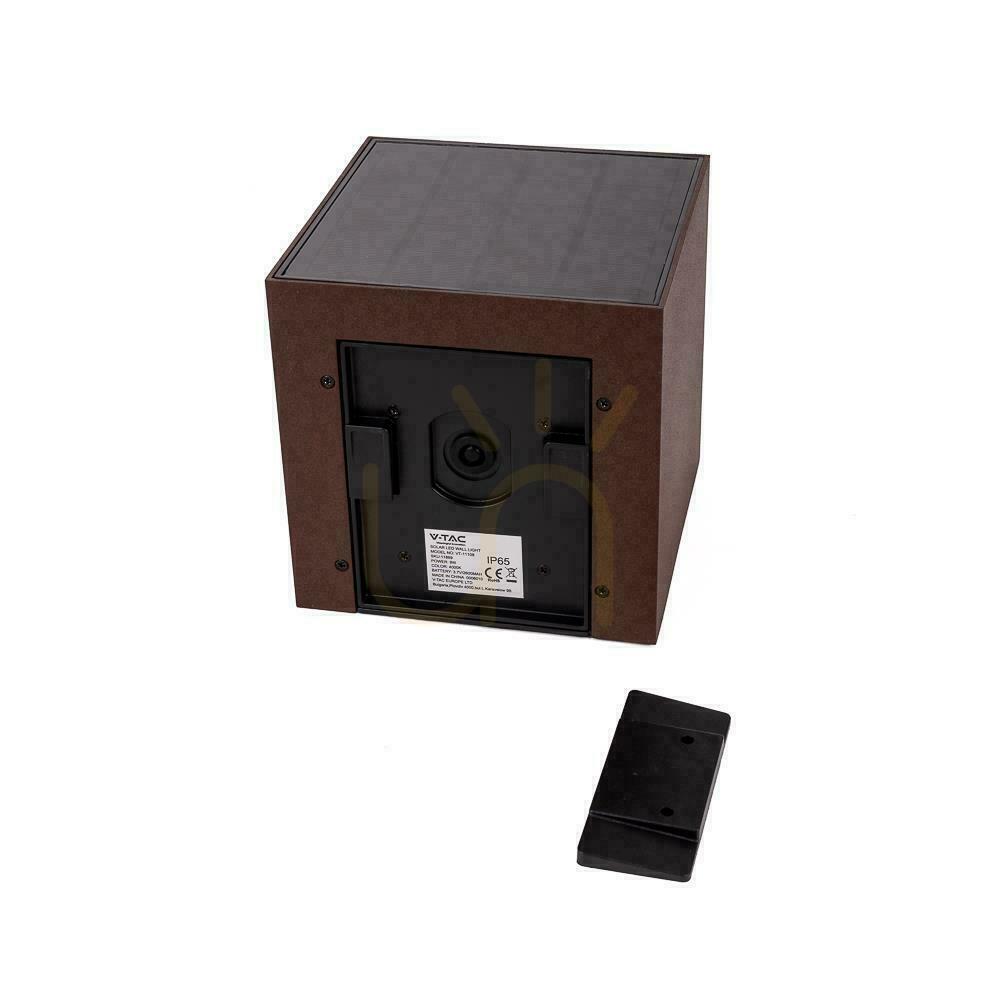 Előnézet Solar V-TAC 9W LED COB állítható bronz Corten Cube 15x15cm IP65 VT-11109 4000K 860lm fali lámpatest. Solar V-TAC 9W LED COB állítható bronz Corten Cube 15x15cm IP65 VT-11109 4000K 860lm fali lámpatest.