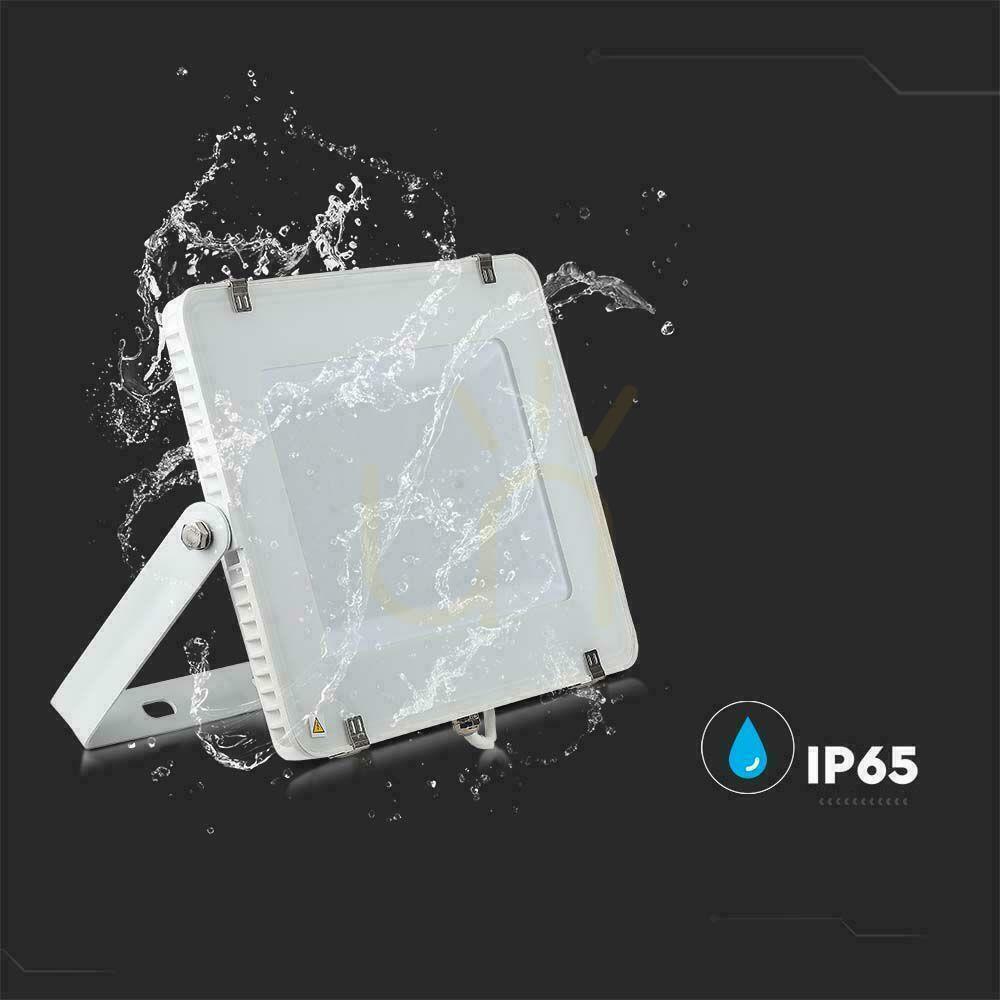 Jelölje be LED projektor V-TAC 200W SAMSUNG CHIP White VT-200 4000K 16500lm 5 év garancia LED projektor V-TAC 200W SAMSUNG CHIP White VT-200 4000K 16500lm 5 év garancia