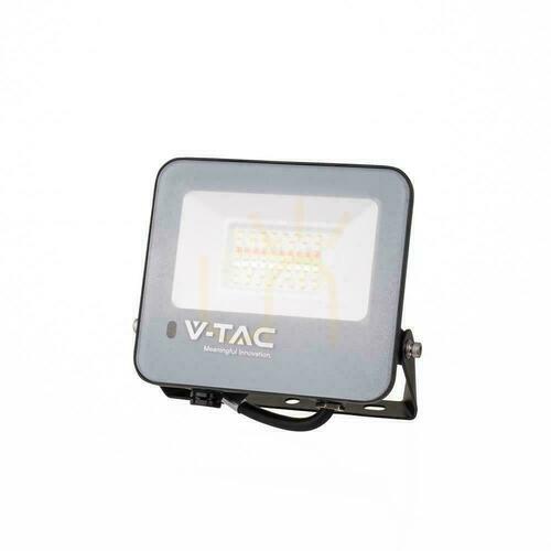 Jelölje be V-TAC VT-44034 RGB+6500 K 30 W fekete LED reflektor távirányítóval