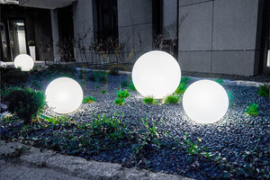 Dekoratív kerti gömbkészlet – LUNA BALLS 15, 20, 25 cm + LED – UV small 2