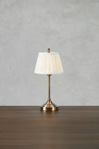 Jelölje be Asztali lámpa Markslojd OXFORD 108973 antik sárgaréz-fehér 38,5 cm