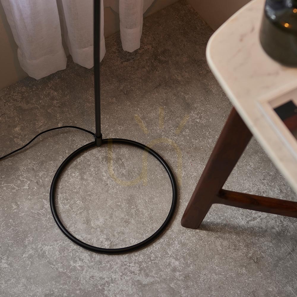 Előnézet Endon Brair álló lámpa sárgaréz fekete kábellel Endon Brair álló lámpa sárgaréz fekete kábellel