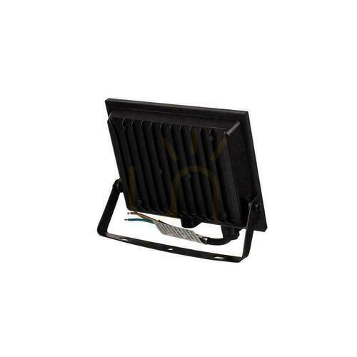 Jelölje be V-TAC VT-44054 fekete LED reflektor 50 W 3000 K 4000 lm