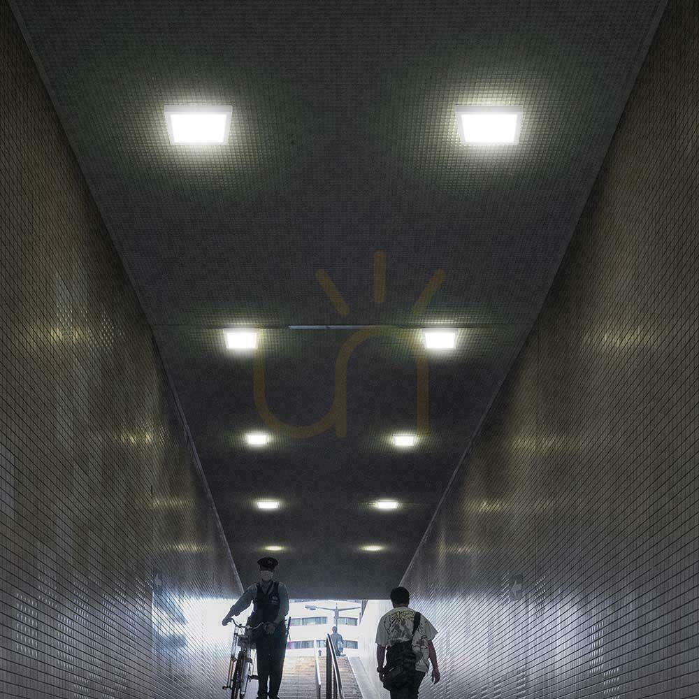 Előnézet Felszíni lámpatest V-TAC 24W LED CREE CHIP négyzet alakú 285x285mm VT-60024CCT 2640lm 6 év garanciával Felszíni lámpatest V-TAC 24W LED CREE CHIP négyzet alakú 285x285mm VT-60024CCT 2640lm 6 év garanciával