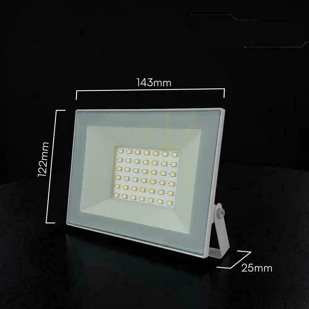Előadás V-TAC 30 W-os LED SMD reflektor, fehér, VT-44037, 4000 K, 2340 lm V-TAC 30 W-os LED SMD reflektor, fehér, VT-44037, 4000 K, 2340 lm