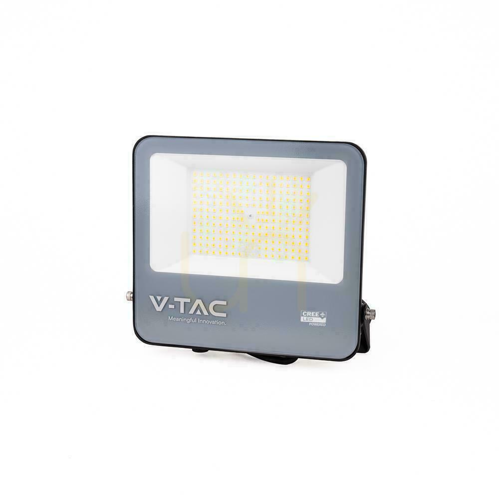 V-TAC CREE CHIP 100W LED Floodlight, 185 lm/W, Black, VT-44105, 4000K, 18,500 lm, 6-Year Warranty