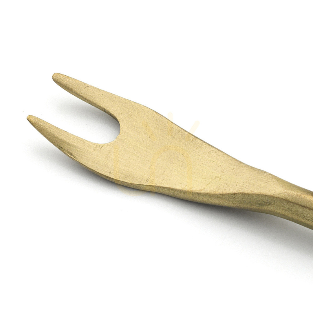 Előadás Olívavilla BAZAR BIZAR sárgaréz arany 9,5 cm Olívavilla BAZAR BIZAR sárgaréz arany 9,5 cm