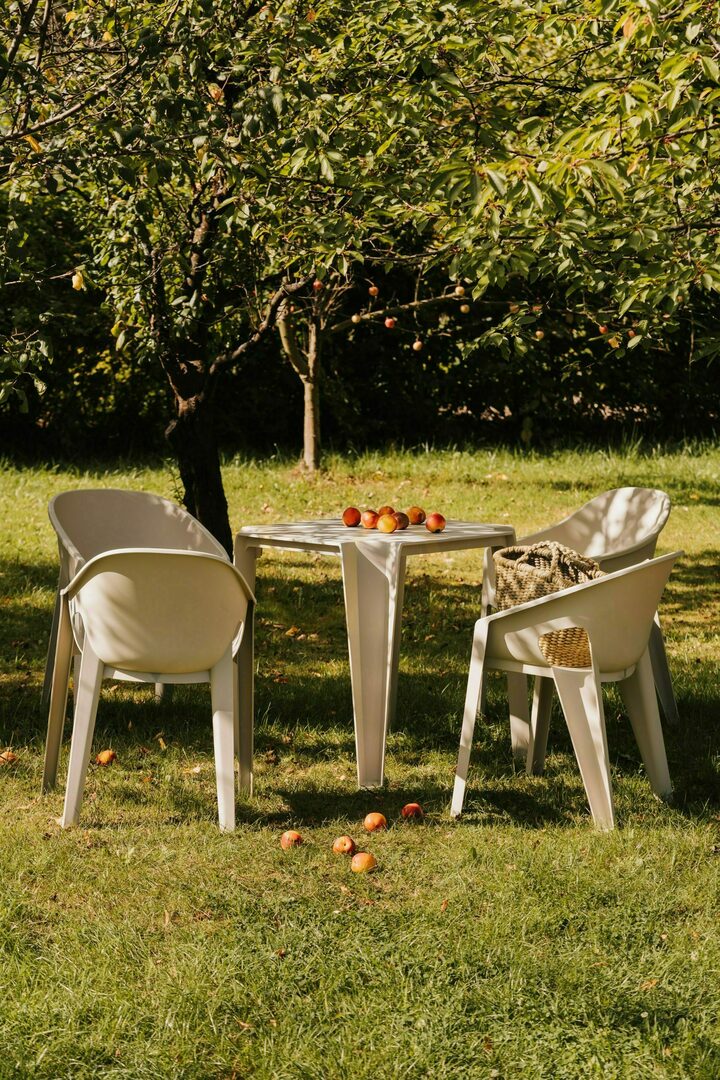 Kijelző FLOS866 Lottie Garden dohányzóasztal – Verde zöld színben, a FERNE-től FLOS866 Lottie Garden dohányzóasztal – Verde zöld színben, a FERNE-től