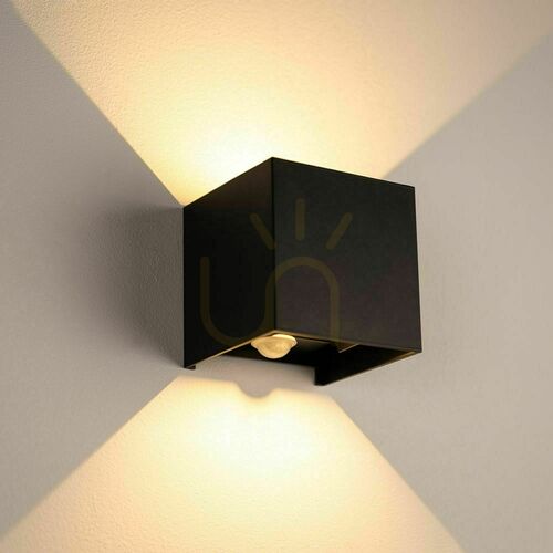 Jelölje be Fali lámpa s.luce Ixa LED mozgásérzékelővel, aranysárga, 10 cm, IP44
