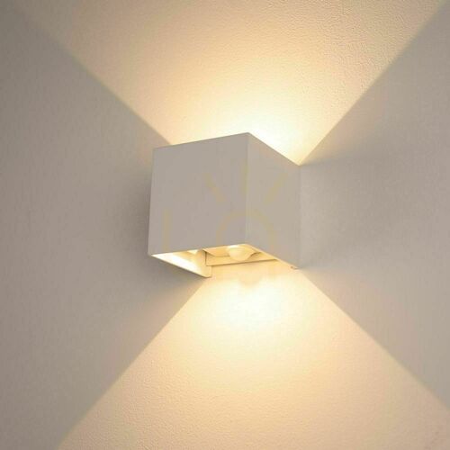 Jelölje be Fali lámpa s.luce Ixa LED mozgásérzékelővel fekete 10 cm IP44