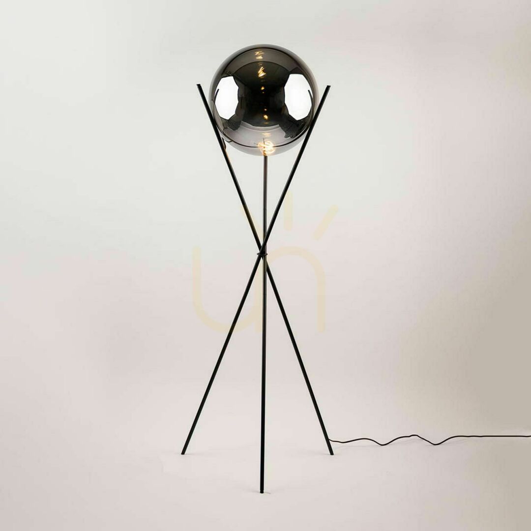 Előadás Állólámpa s.luce Orb Axis fekete üveggömb, 160 cm, E27, modern Állólámpa s.luce Orb Axis fekete üveggömb, 160 cm, E27, modern