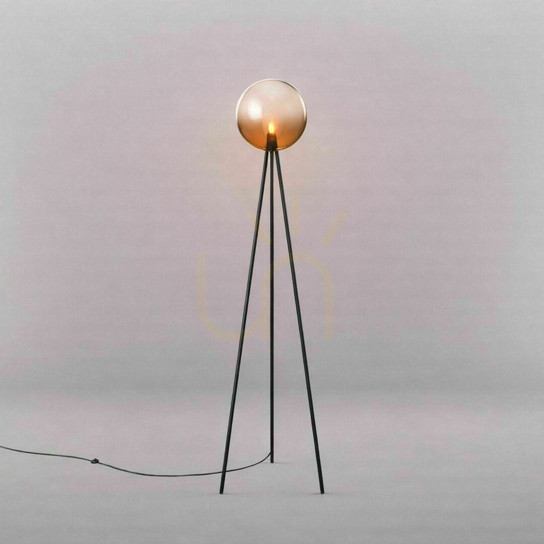 Kijelző s.luce Orb tripód állólámpa üveggömb, réz, 160 cm s.luce Orb tripód állólámpa üveggömb, réz, 160 cm