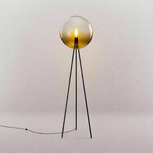 Jelölje be s.luce Orb Tripod állólámpa 160 cm, Ø 50 cm arany színátmenetes üveggömb
