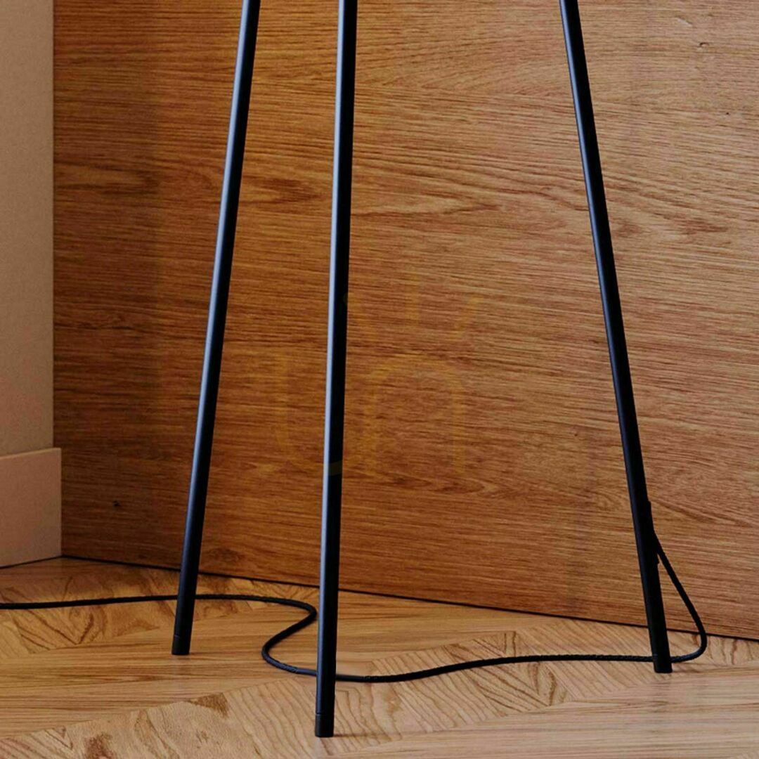 Jelölje be s.luce Orb tripodos állólámpa füstös üveggömbbel 160 cm s.luce Orb tripodos állólámpa füstös üveggömbbel 160 cm