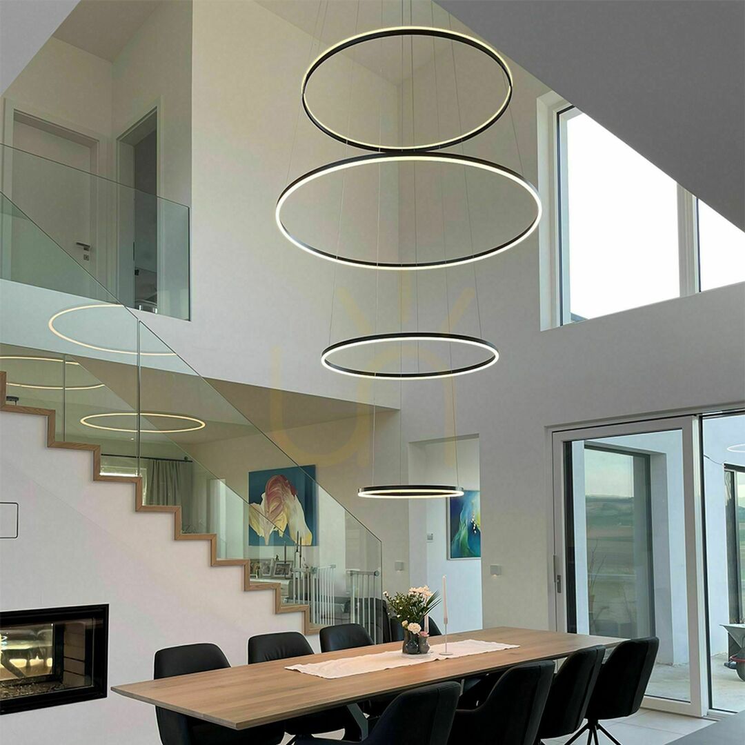 Előnézet Csillár s.luce Ring LED 5 lámpás aranysárga, dimmelhető, modern látványkép már! Csillár s.luce Ring LED 5 lámpás aranysárga, dimmelhető, modern látványkép már!