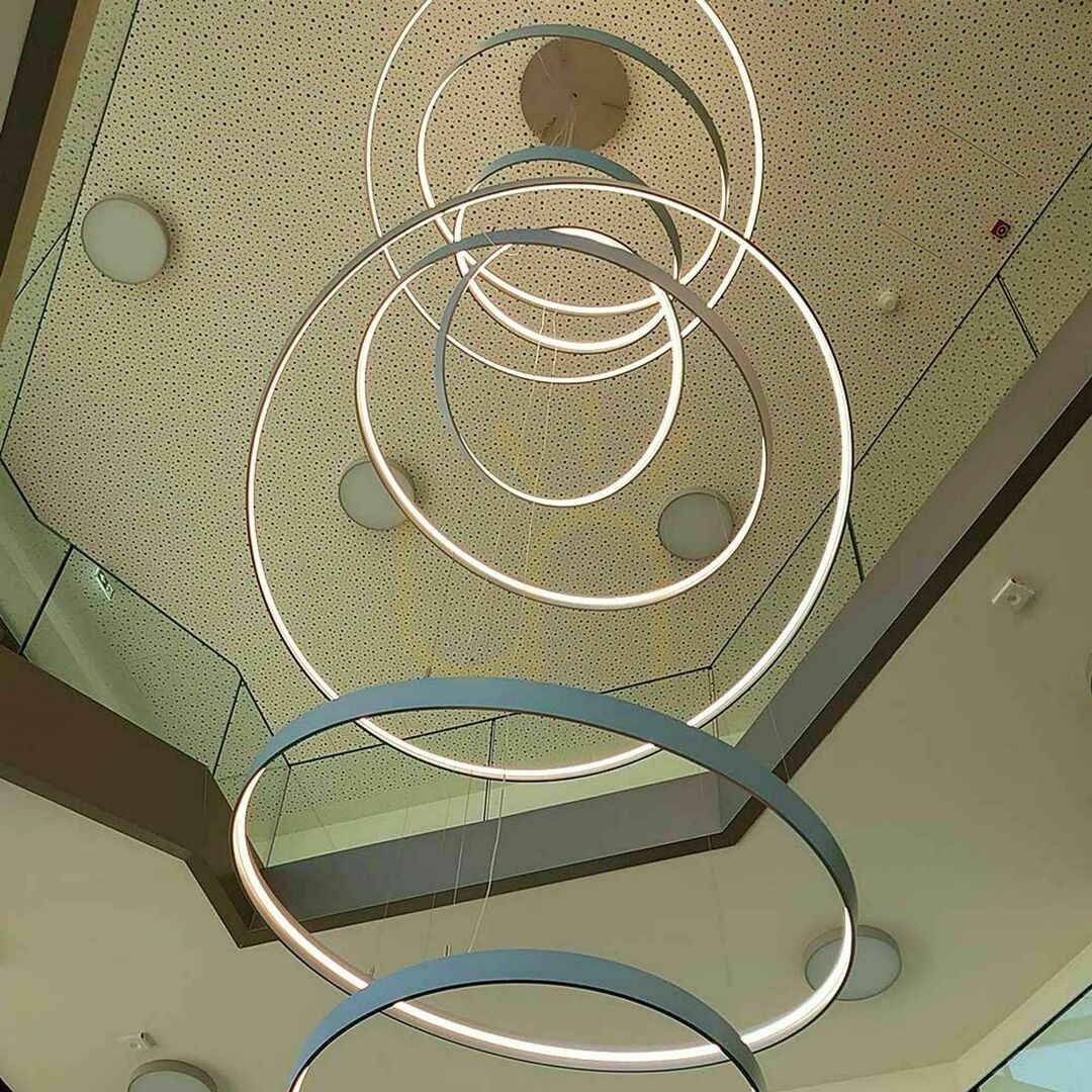 Kijelző s.luce Ring LED csillár fekete, 100 cm, dimmelhető, állítható magasságú s.luce Ring LED csillár fekete, 100 cm, dimmelhető, állítható magasságú