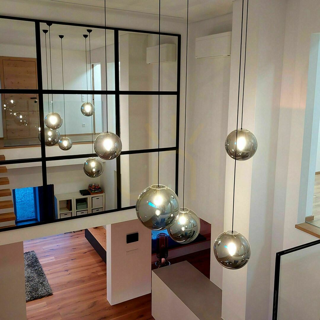 Kilátás Függőlámpa s.luce Orb üveggömbös, füstös üveg, E27, 30 cm, modern Függőlámpa s.luce Orb üveggömbös, füstös üveg, E27, 30 cm, modern