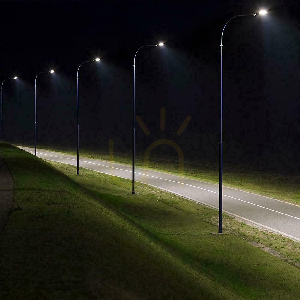 Kijelző V-TAC CREE CHIP LED utcai lámpa fényerő-szabályozással, 150 W, VT-156ST, 6500 K, 18 000 lm, 6 év garancia V-TAC CREE CHIP LED utcai lámpa fényerő-szabályozással, 150 W, VT-156ST, 6500 K, 18 000 lm, 6 év garancia