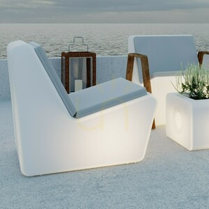 TARIDA SIT 3159 fehér kerti szék 1 db LED-lámpával small 3