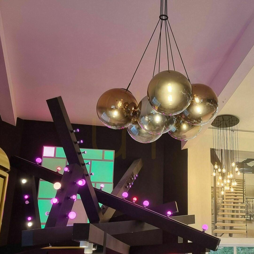Jelölje be Függőlámpa s.luce Orb, 7 izzós, füstszínű üveggömbökkel, E27 Függőlámpa s.luce Orb, 7 izzós, füstszínű üveggömbökkel, E27